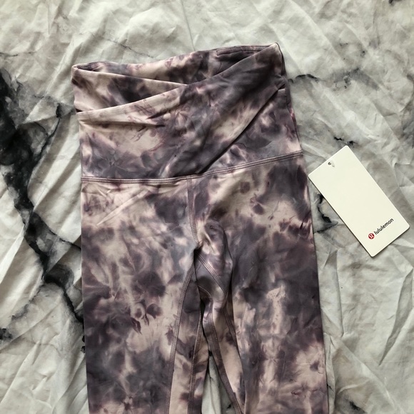 NWT Lulu Align Diamond Dye Criss Cross Leggings - Picture 5 of 7